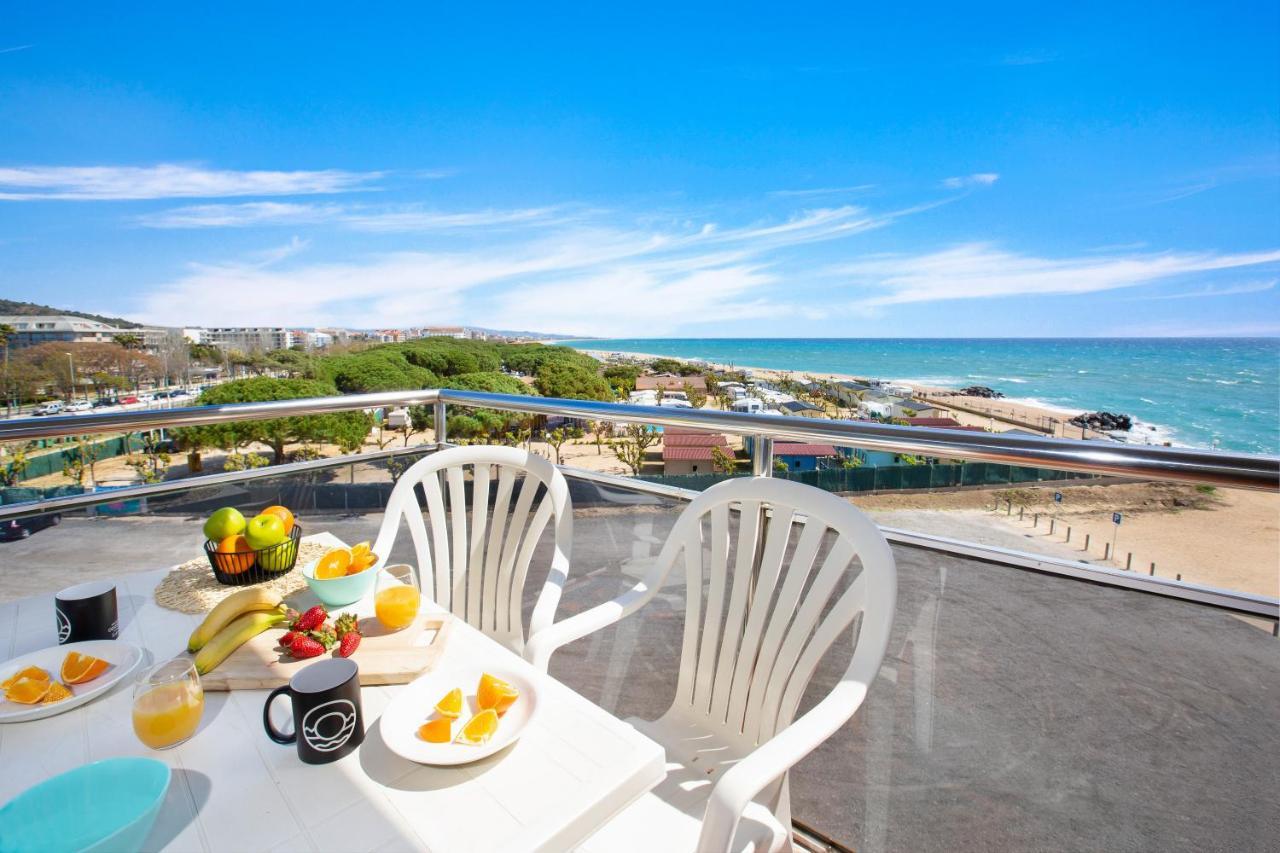 Santa Susanna Sunrise Apartment Экстерьер фото